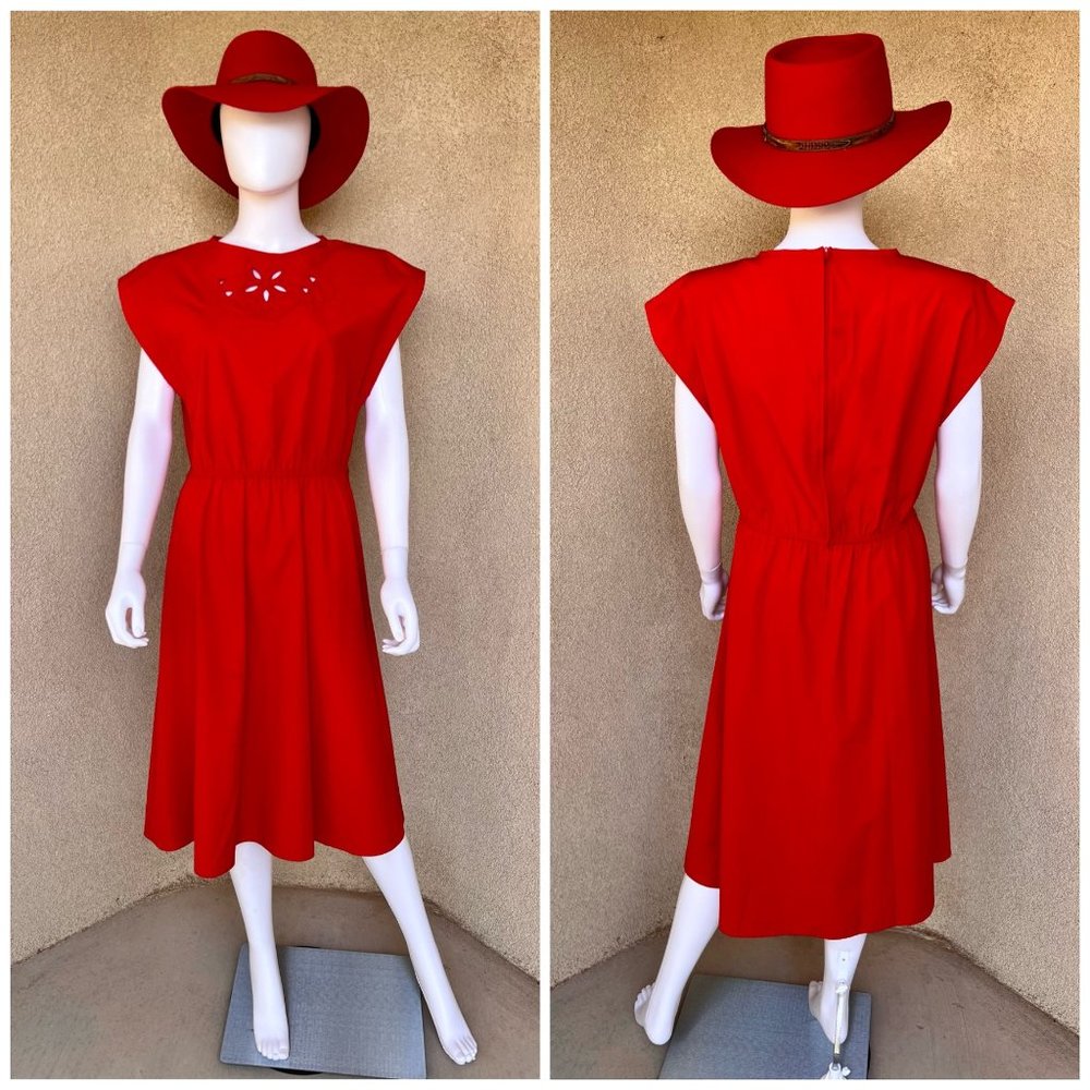 Vintage 70s 80s Leslie Faye Cut-Out Floral Dress
